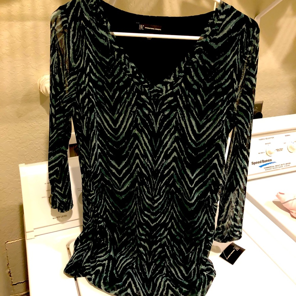 Women’s patterned blouse